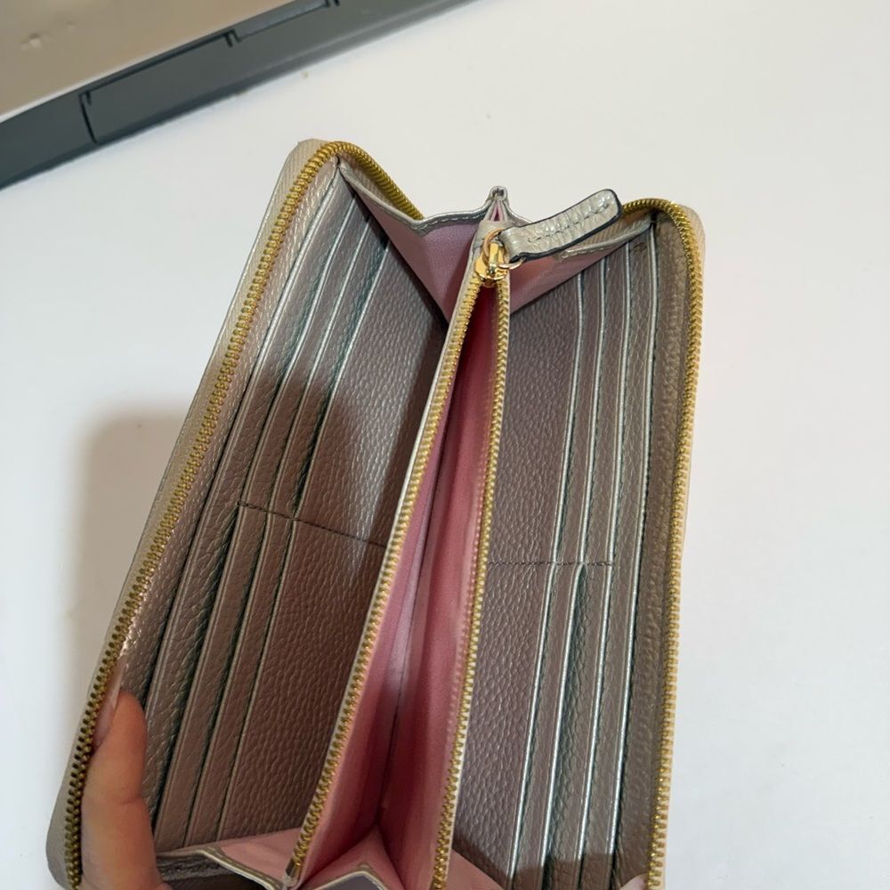Chic Metallic Clutch Bag - Picture 5 of 11
